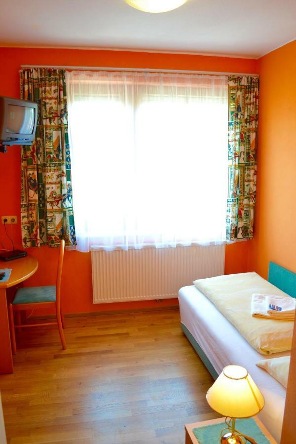 Gasthof Redl Oed bei Amstetten Buitenkant foto